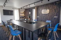 Le Jardin des 4 Saisons Hotels in Arnage