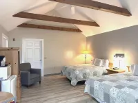 Spruce Lane Lodge and Cottages Hotels in Lancaster County