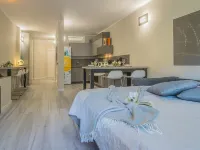 Amazing Life House Hotels in Perledo