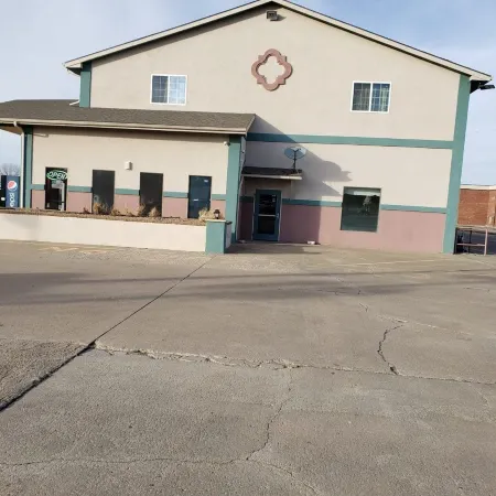 Value Inn & Suites Salina