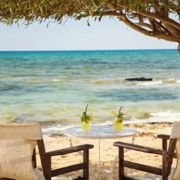 Sanders Elgio - Charming Studio with Balcony