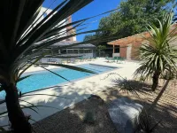The Originals Boutique Hotel Restaurant Saint James, Montaigu-Vendée - piscina