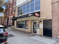 Entire Unit-5Min to M&TBank Camden Yards Hotels in 