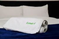 Eldorado Rustic Hotel - พร้อมระเบียง