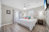 Come on Back 1 Block to Beach Access Hotels in Gulf Shores