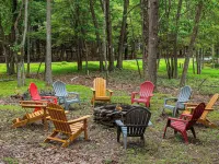 Frolic on Fern by AvantStay Enclosed Deck w Forest Views Bar Hotels in Tunkhannock Township