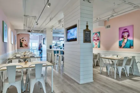 The Oyster by Brightwild-Beachfront Condo