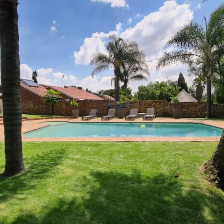 Klein Bosveld Guest House