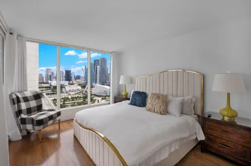 Lovely 1-Bedroom Condo