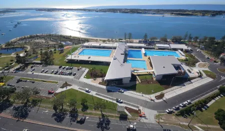 Southport Motel & Apartments Отели рядом с достопримечательностью «Chinatown, Gold Coast»