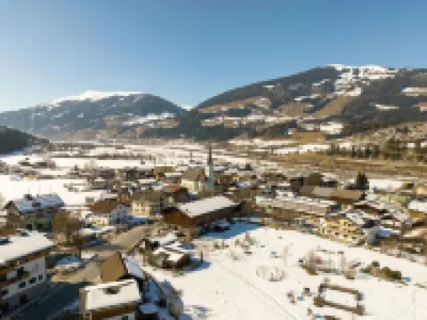 Apartment in Hollersbach Near Ski Lift