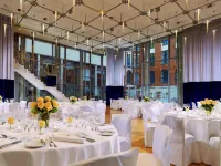 Sheraton Hannover Pelikan Hotel Hotels near Kleefeld