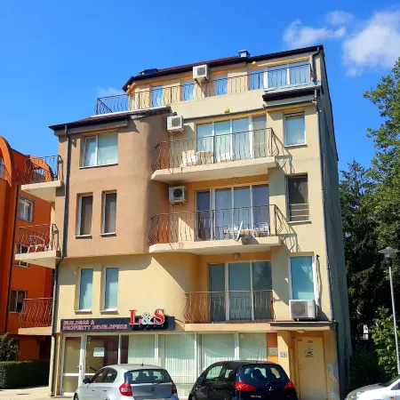 Perla Apartments