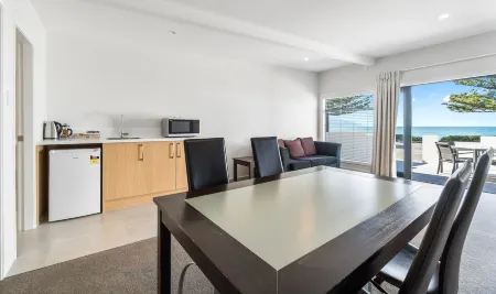 Kaikoura Beach Motel Отели рядом с достопримечательностью «Point Kean Viewpoint»