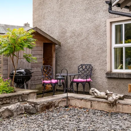Maggie Puddle Cottage