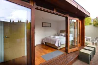 Cedar House Canterbury - Homestays