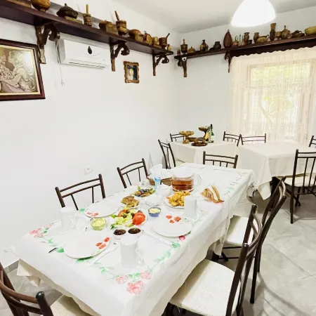 Denis Guest House