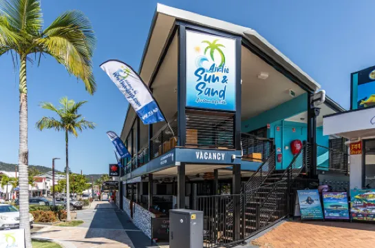 Airlie Sun & Sand Accommodation #6 Kids Stay Free