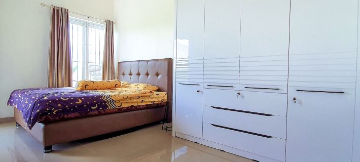 Villa Mangli Monochrome Syariah by ecommerceloka Các khách sạn ở Jember