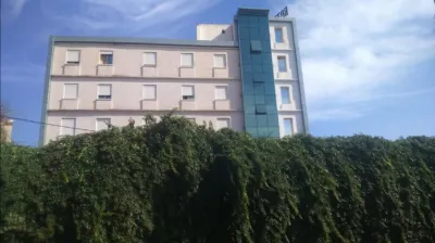 로사 호텔 알제 Bordj Tamentfoust 주변 호텔
