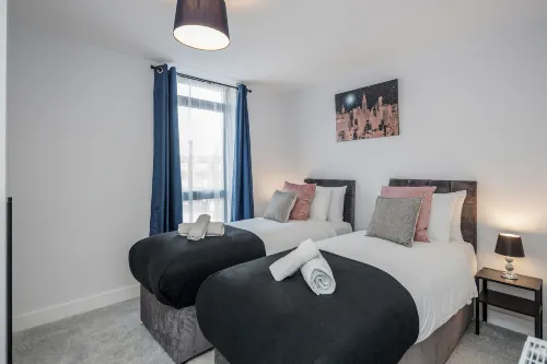 Watford Cassio Deluxe - Modernview Serviced Accommodation