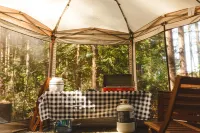 Smith Lake Farm Hotels in Comox Valley