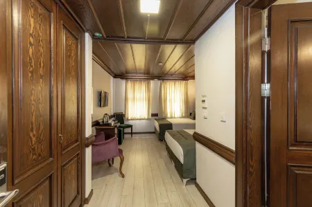 Bursa Grand FAMİLY Hotel & Spa Отели рядом с достопримечательностью «Часовая башня Нусретие»