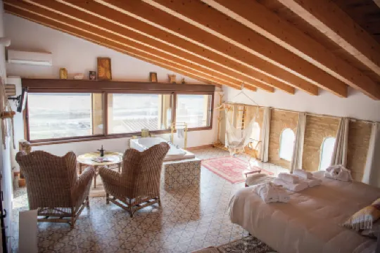 Castillo de Bulbuente de Luis Zueco Hotels in 