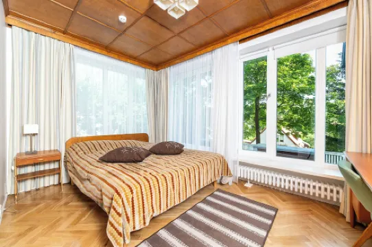 Kadriorg by Rikas Hotels