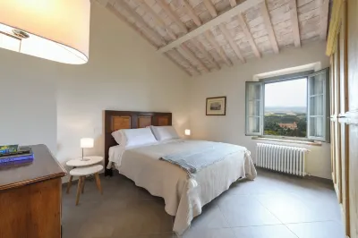 Albergo Diffuso Borgo Santo Hôtels à : San Giovanni d'Asso