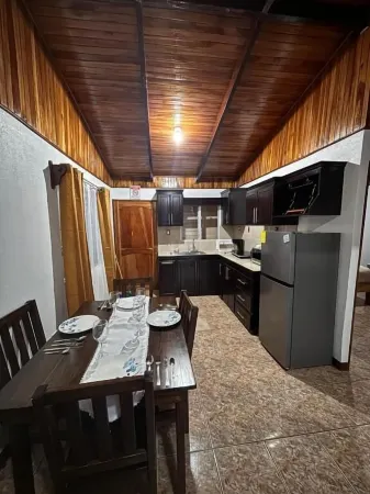 Apartamentos Maily Отели рядом с достопримечательностью «Ла Фортуна Уотерфолл»