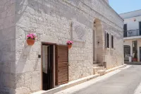 Trulli Contento - Rooms & Apartments - 3-Star
