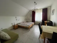 Tölgyfa Panzió Hotels in Miskolc