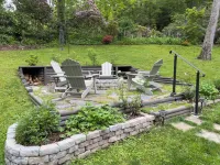 2-Bedroom House with Spacious Outdoor Living area in Mirror Lake neighborhood