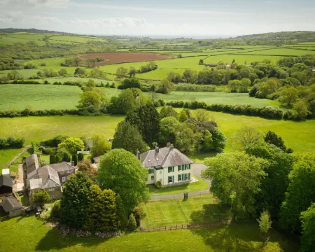 Elm Grove Country House Hotels in Tenby