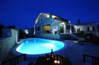 Villa Asseria - Villas