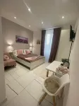 Laura Rooms Hotel di 