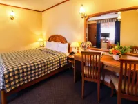 Hotel Lastra Hotel dekat Acropolis Puebla