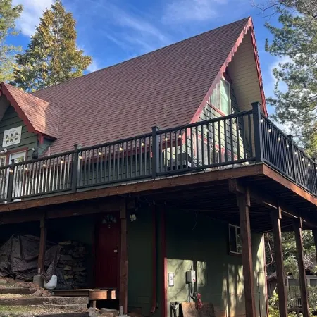 The Cozy Cub: Air Conditioning, Dog Friendly, Pool Table, Private Lakes in Bls