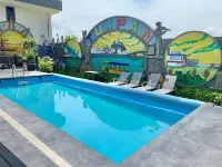 Hotel Yorio Inn - Pools