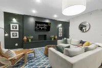 Refreshing Pool and Fire Pit Experience - Charming Coastal Escape