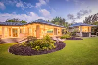 Ocean Views and Lush Gardens - Luxurious Beachfront Haven