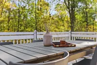 Tranquil Escape with Hot Tub and Fire Pit - Charming Catskill Retreat