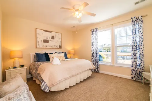 Huge Pool and Golf Access - Inviting Waterfront Escape