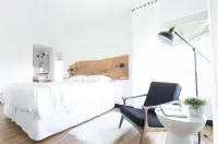 Rooftop Kitchen and Hot Tub with Panoramic Views - Gorgeous Oasis