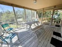 Enchanting Abode with Screened Porch and Outdoor Shower - Idyllic Retreat Hotel a Ocracoke