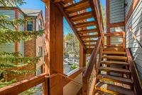 Beautiful, waterfront condo w/ an updated interior and a gas fireplace