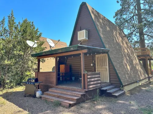 Kayaks, Fire Pit and Scenic Porches - Cozy Rustic Retreat Hotel a Heber