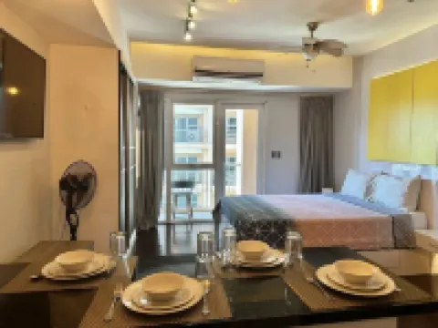 Venice Luxury Residences - balcony