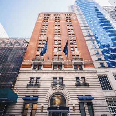 Club Quarters Hotel Times Square, New York Hotels near Manhattan
